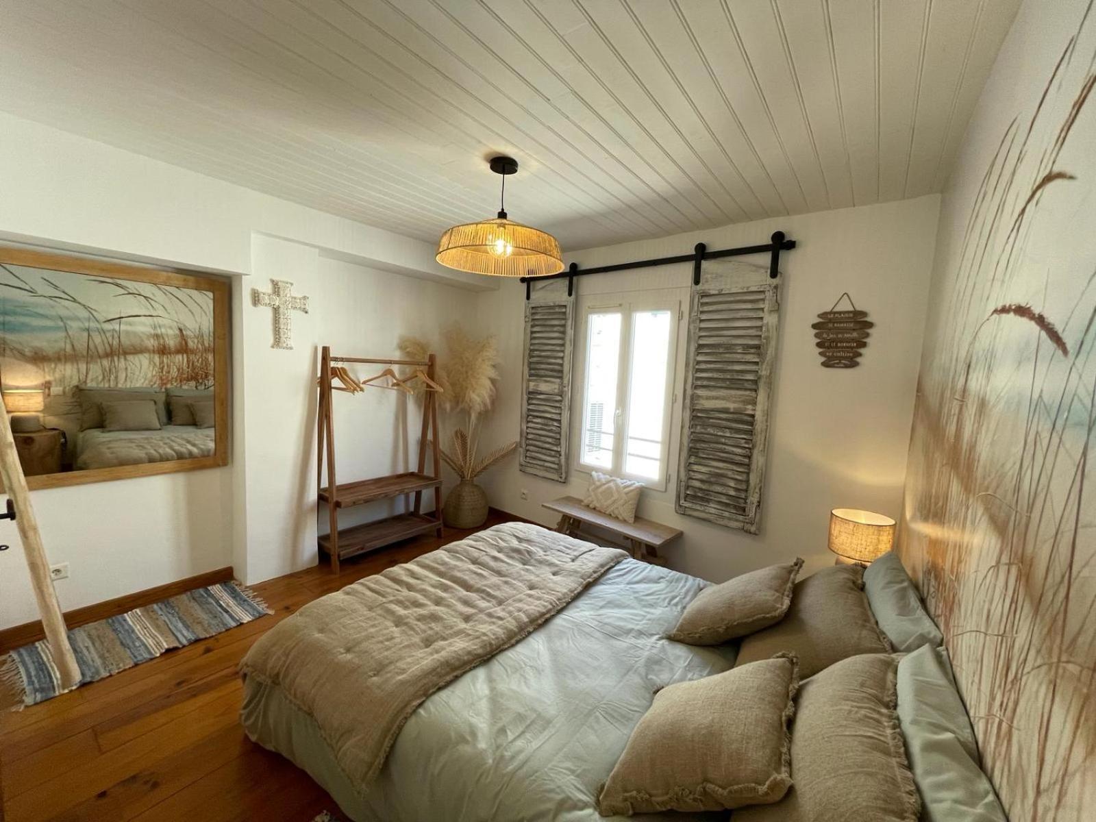 Maison Cosy, 2 Chambres, Adossee Aux Remparts Aigues-Mortes Exterior foto